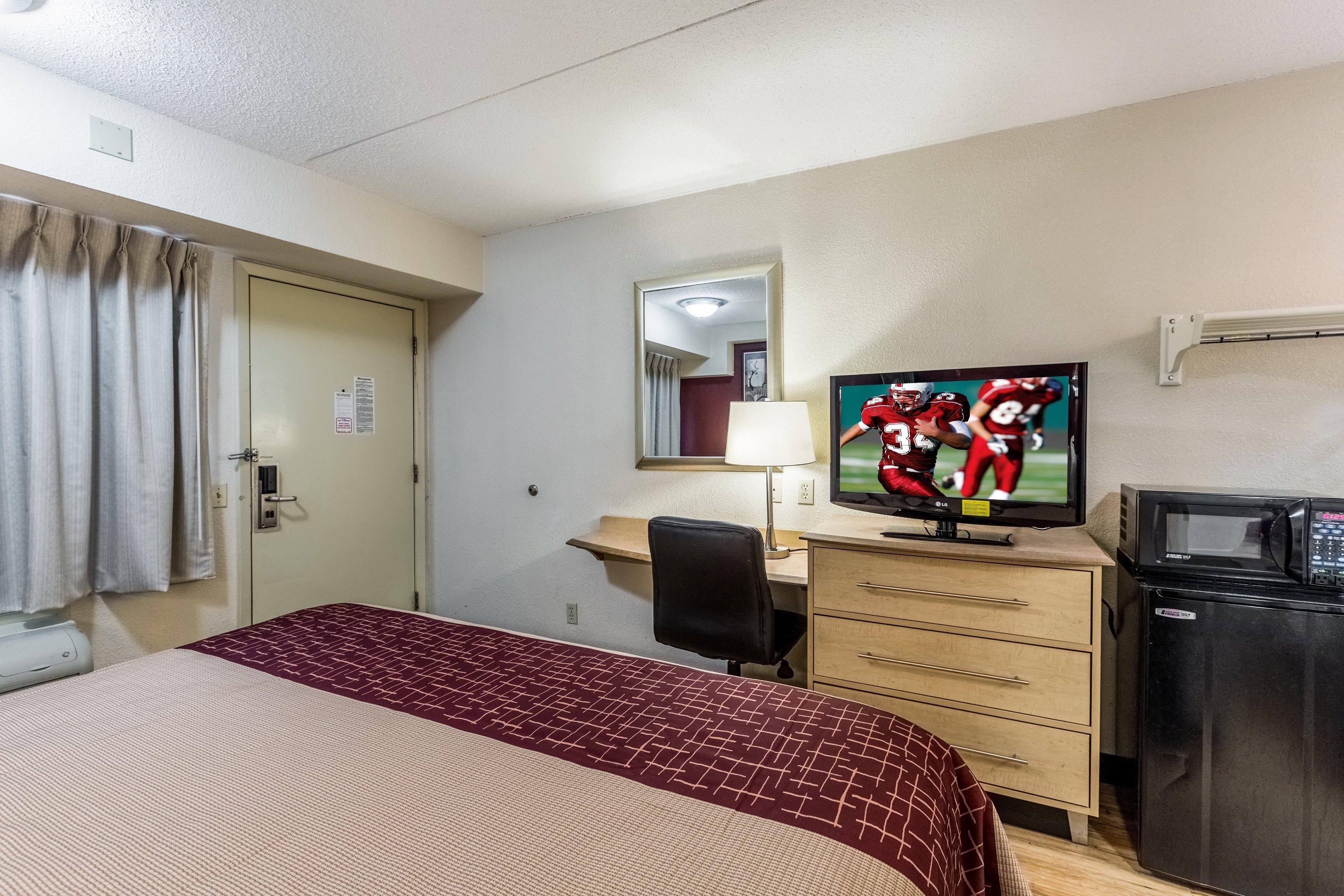 Red Roof Inn Minneapolis - Plymouth - Wayzata Exterior photo