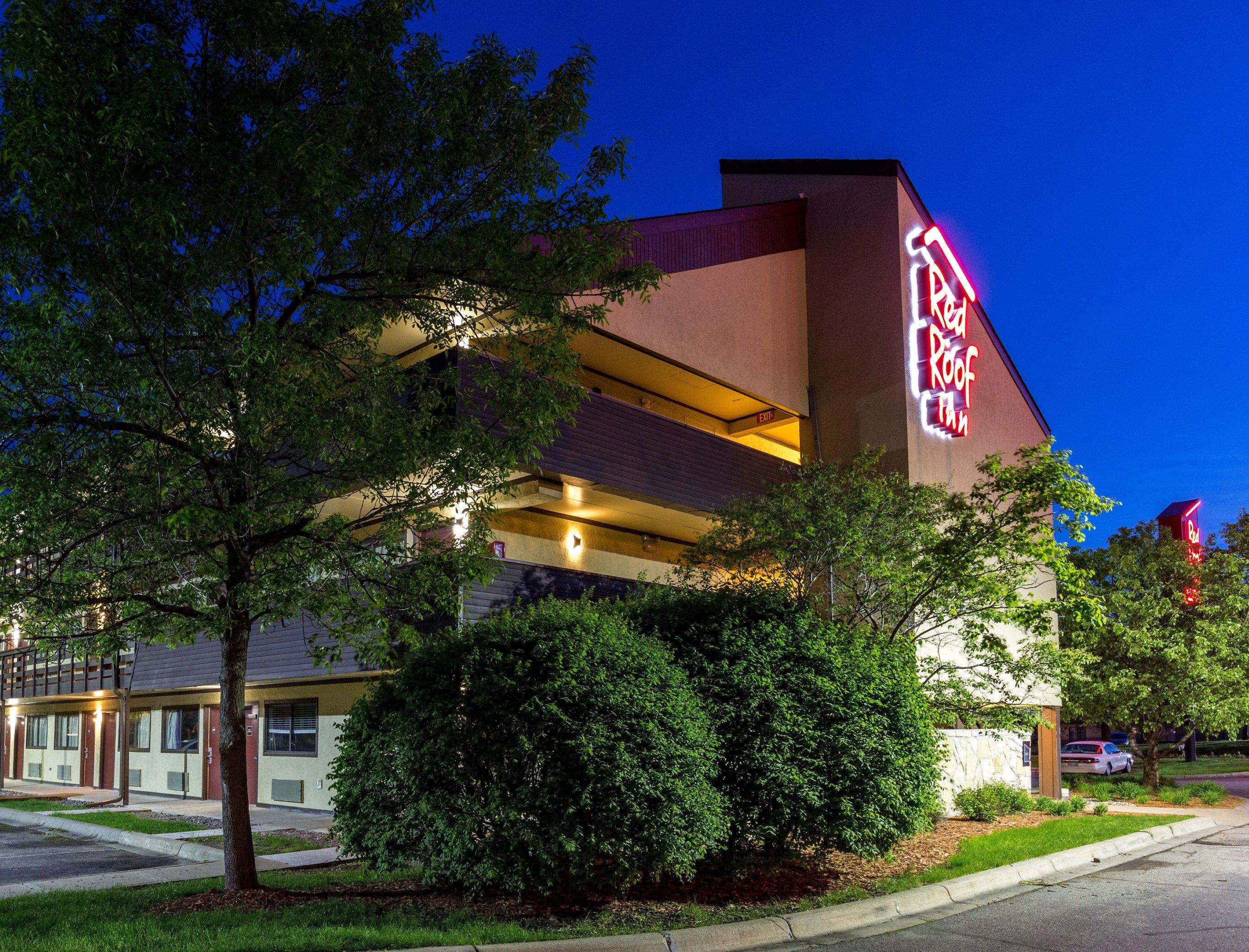 Red Roof Inn Minneapolis - Plymouth - Wayzata Exterior photo